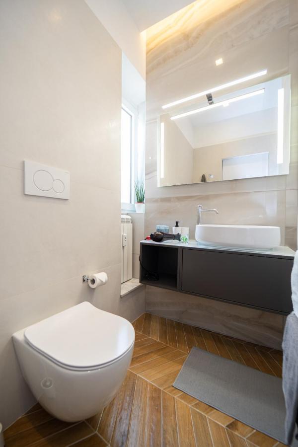 Colosseo Luxe Apartment In The Center Of Roma Exterior foto