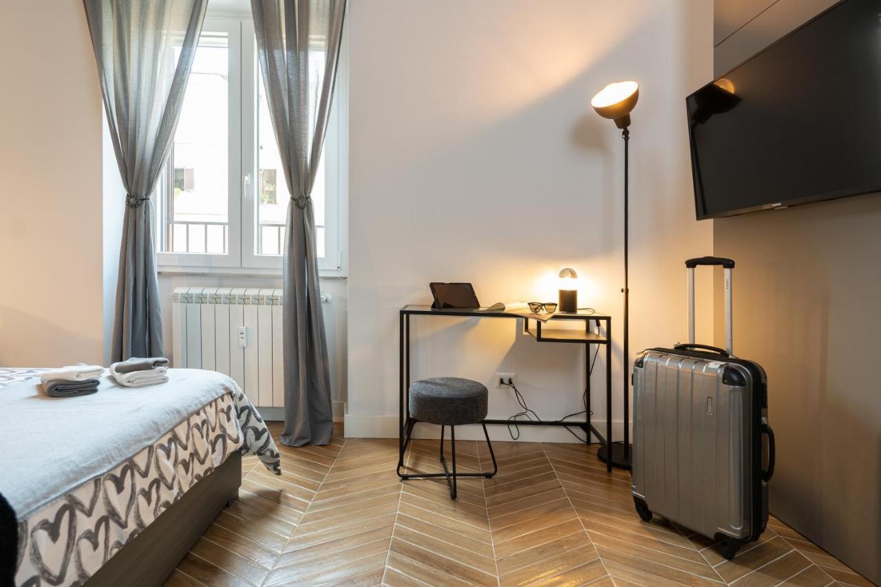 Colosseo Luxe Apartment In The Center Of Roma Exterior foto